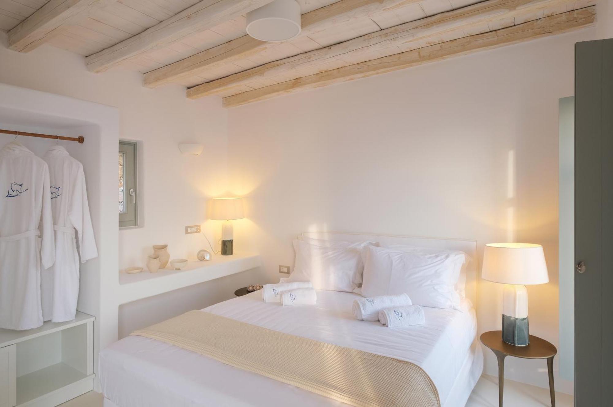 Odyssey Rock Milos Sunset Suites Plaka  外观 照片