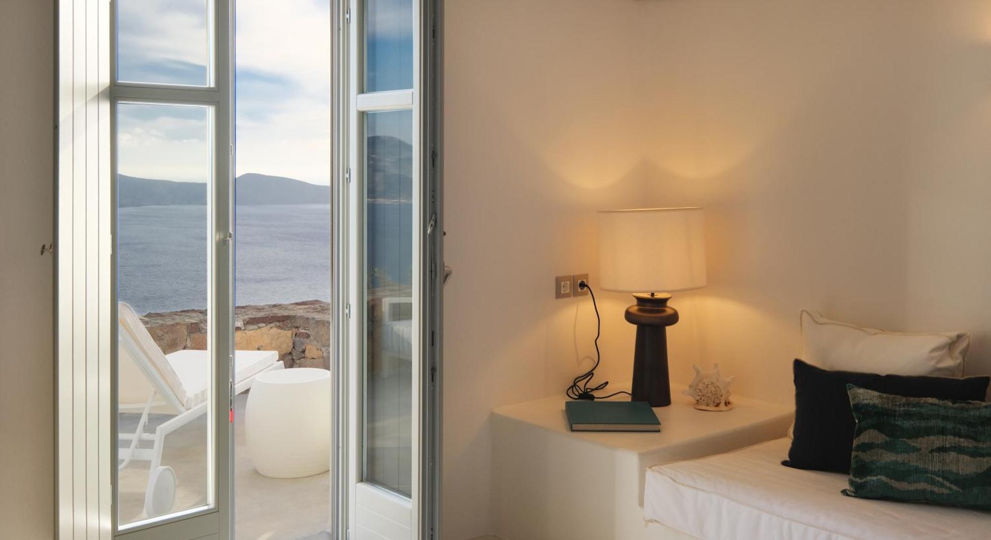 Odyssey Rock Milos Sunset Suites Plaka  外观 照片