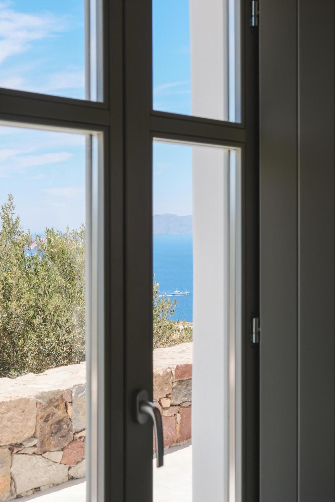 Odyssey Rock Milos Sunset Suites Plaka  外观 照片