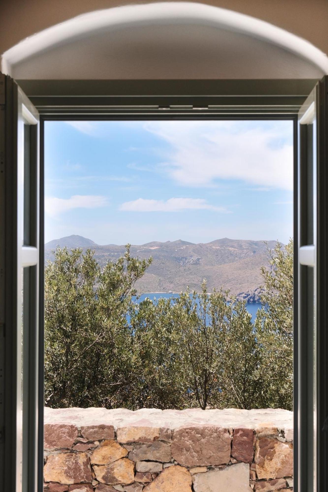 Odyssey Rock Milos Sunset Suites Plaka  外观 照片