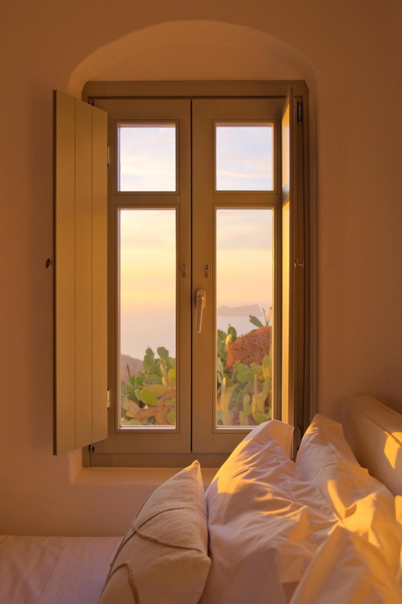Odyssey Rock Milos Sunset Suites Plaka  客房 照片