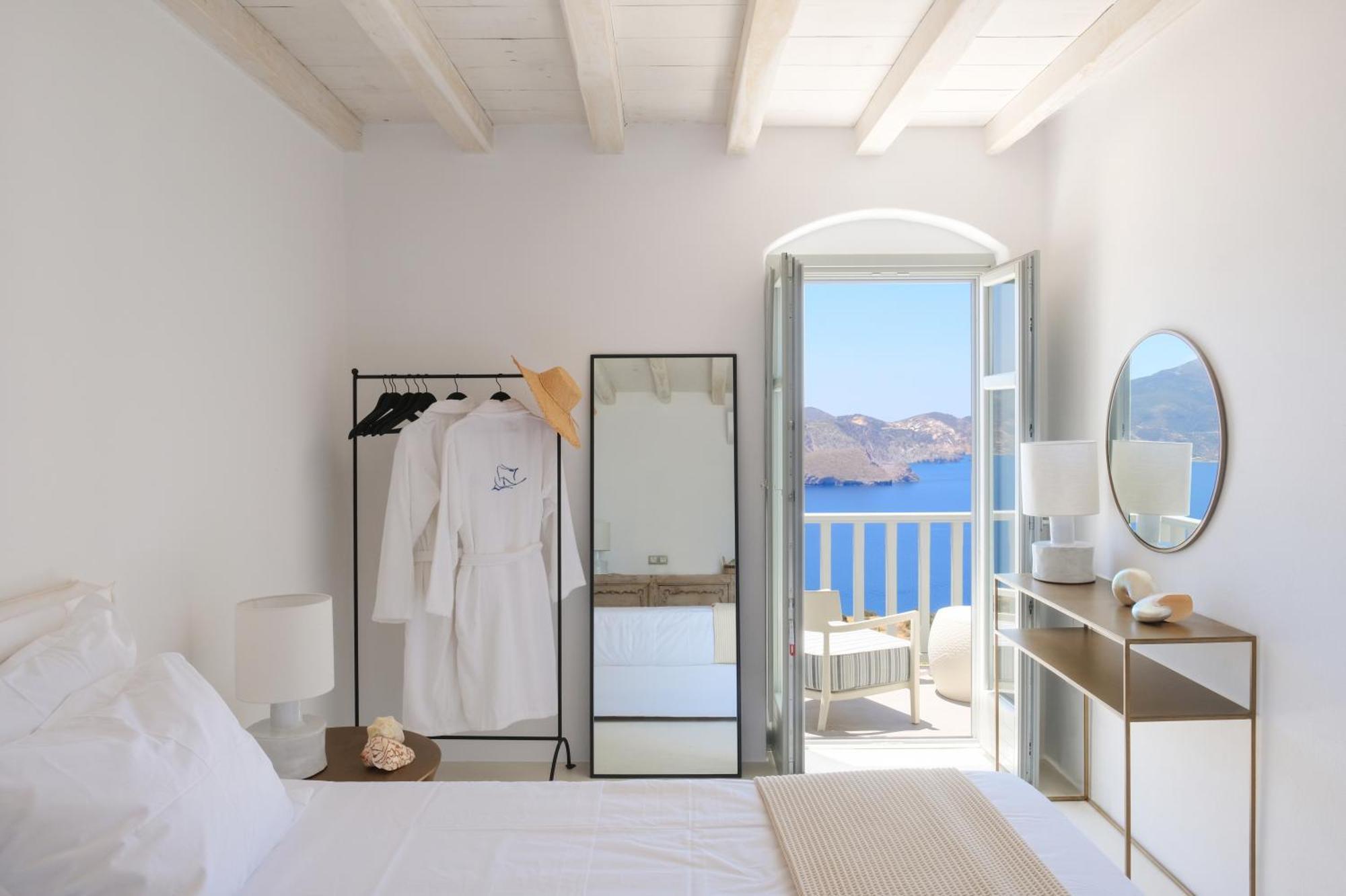 Odyssey Rock Milos Sunset Suites Plaka  客房 照片